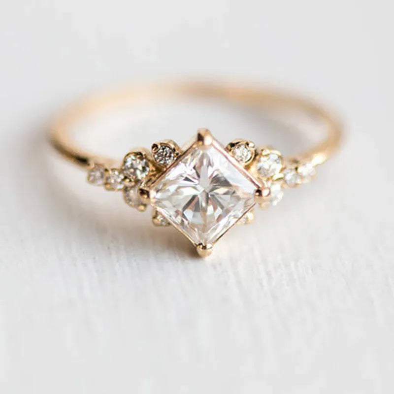 Or Carré Solitaire Bague