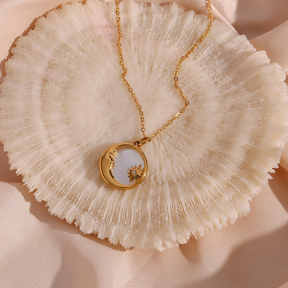 Evangeline Lunar Or Collier