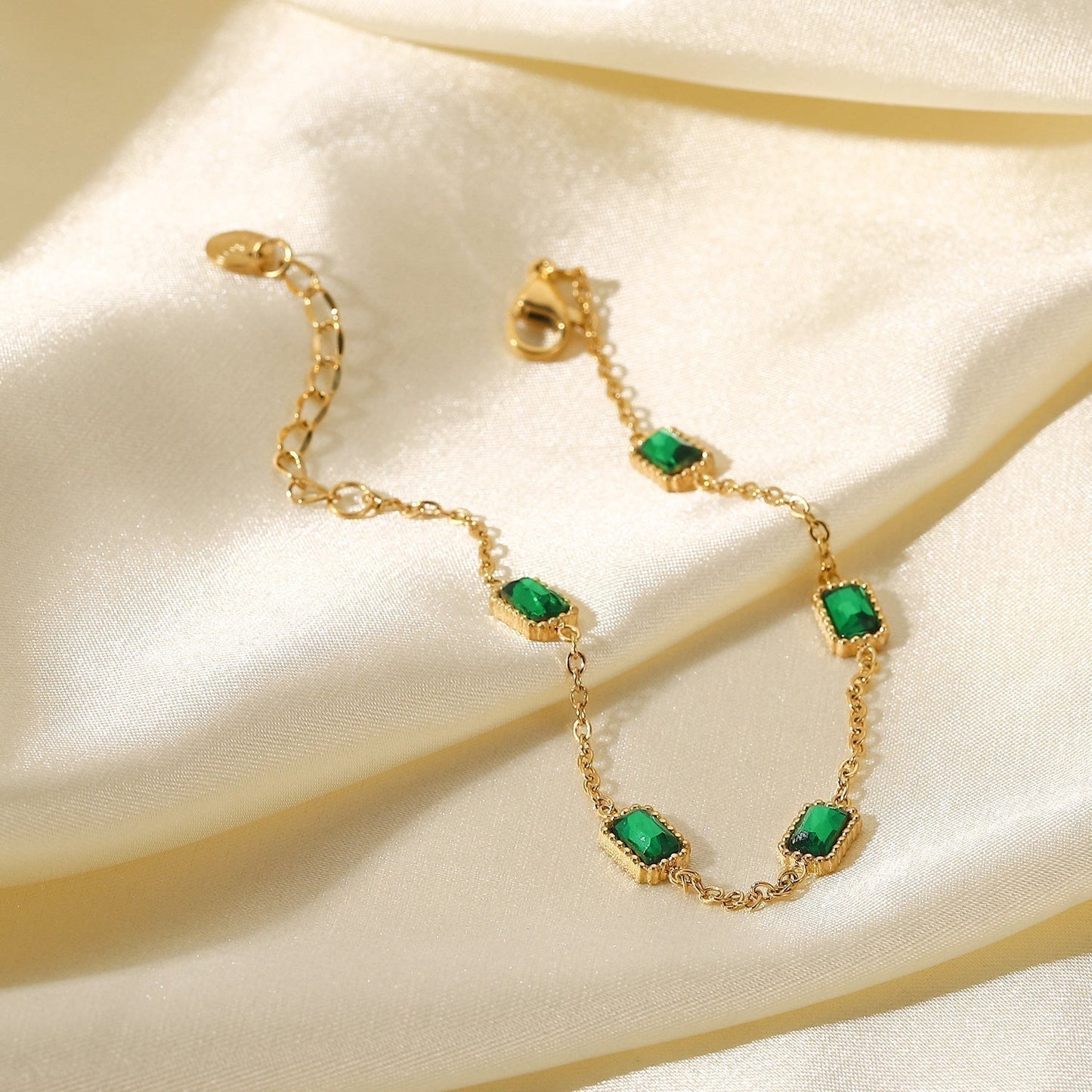 Erin Vert Bracelet