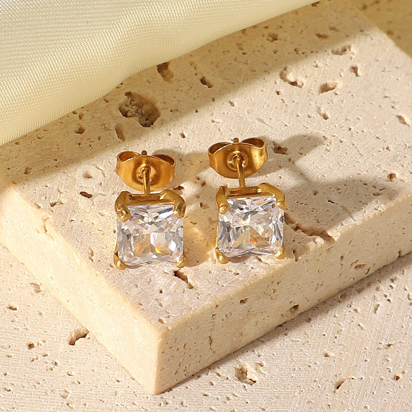 March Solitaire Or Boucles d'Oreilles