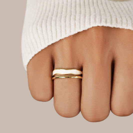 Or Sculpturale Enveloppant Bague