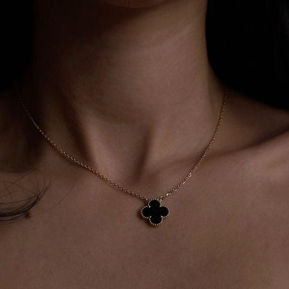 Clover Collier Noir