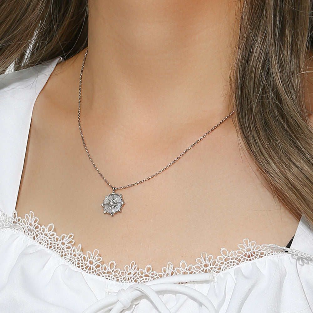 Polaris Collier