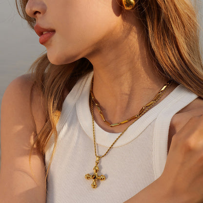 Della Or Collier