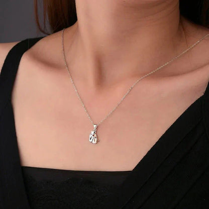 Wynter™ - Hug Pendentif avec Matching Boucles d'Oreilles